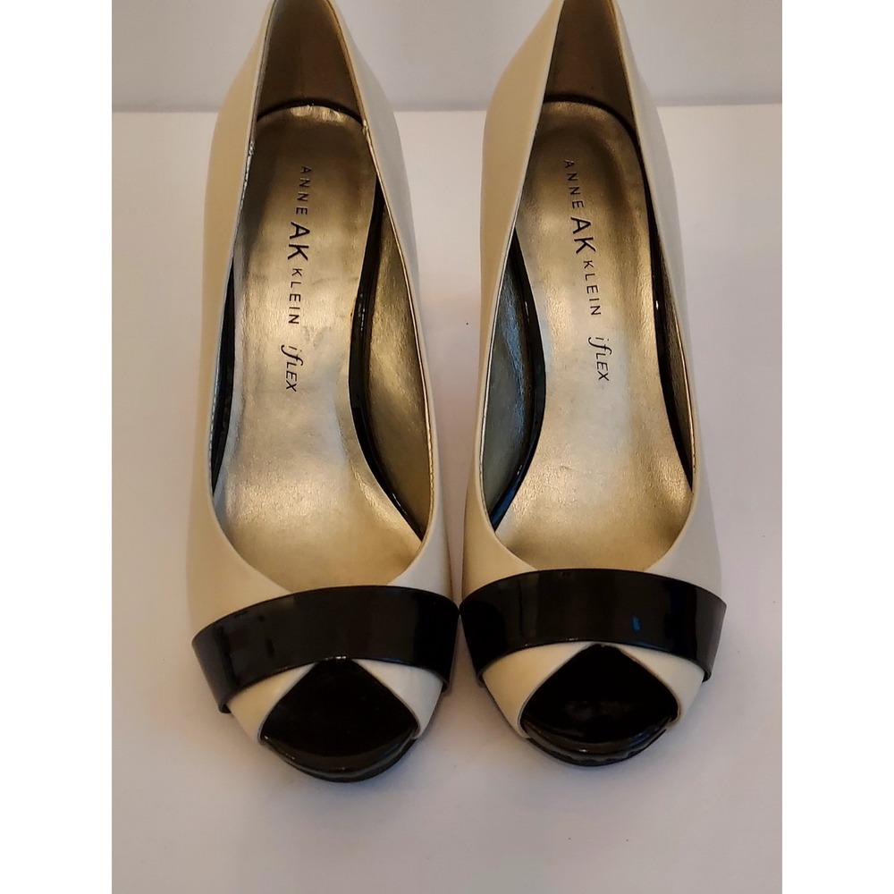 Anne Klein iflex Black and Beige Peep Toe Dress shoes with 3" heels Sz 7 Classic